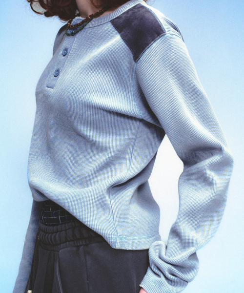 MAINBOOTH(メインブース)の「Washed Henley T-shirt(SKY BLUE)(Tシャツ/カットソー・レディース・その他・1/2)」の10枚目の写真