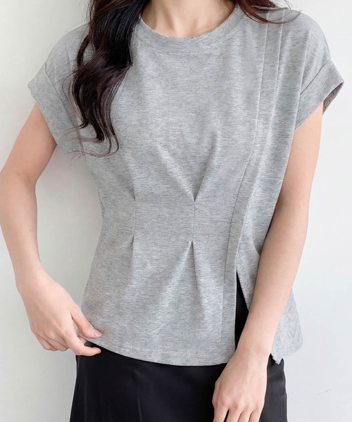 LOWO(ロワ)の「ウエストタックスリットフレンチスリーブカットソー(Tシャツ/カットソー・レディース・グレー/ベージュ/チャコールグレー/オフホワイト/ブラック・FREE)」の1枚目の写真