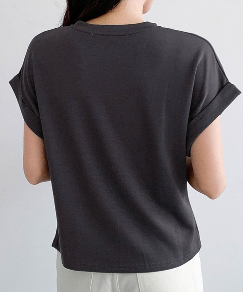 LOWO(ロワ)の「ウエストタックスリットフレンチスリーブカットソー(Tシャツ/カットソー・レディース・グレー/ベージュ/チャコールグレー/オフホワイト/ブラック・FREE)」の15枚目の写真