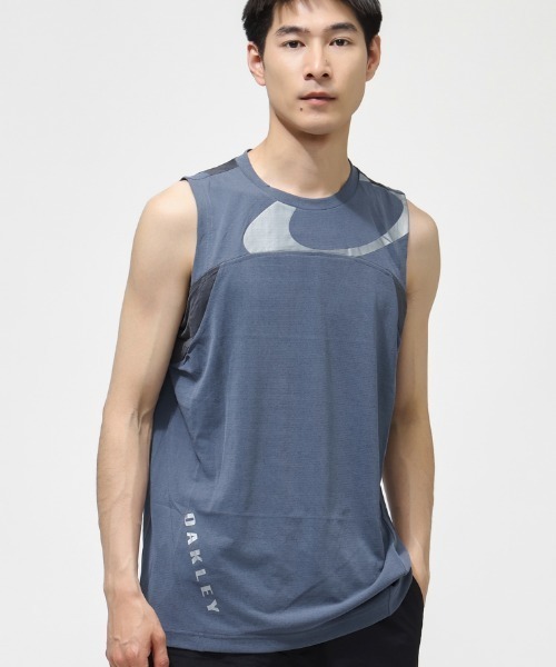 OAKLEY(オークリー)の「オークリー ETERNAL CHILL PERF NS CREW 4.0(Tシャツ/カットソー・メンズ・ブラック/ブルーグレー/ライトグレー・L/LL/3L)」の3枚目の写真