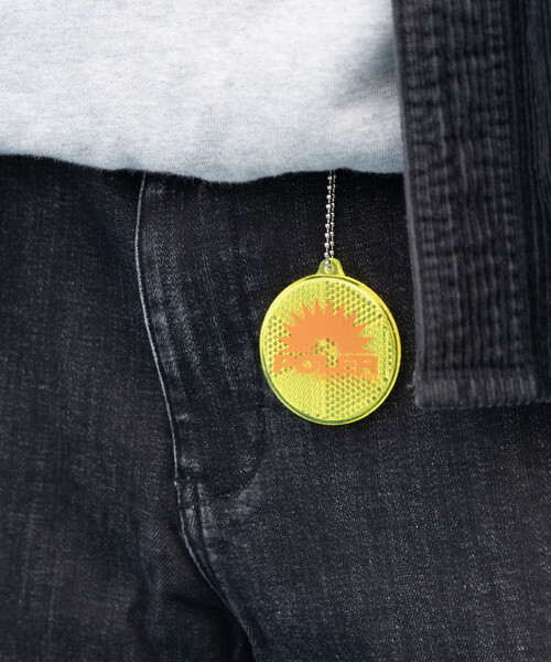 POLeR(ポーラー)の「POLeR/ポーラー 別注 Response Keyholder(キーホルダー・メンズ・イエロー/オレンジ/グリーン・ONE SIZE)」の3枚目の写真