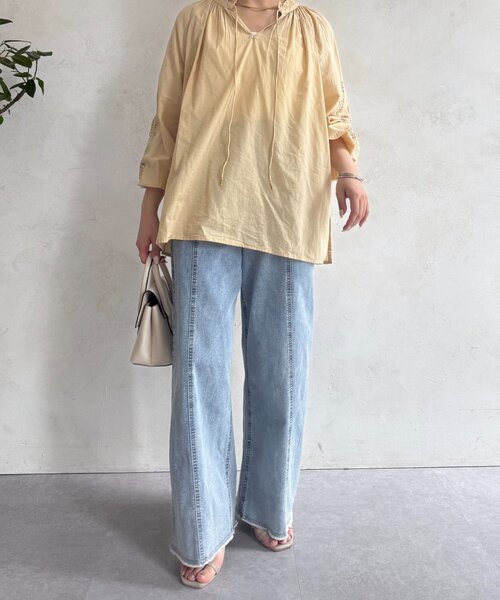 Jena espace merveilleux(ジェナ エスパスメルヴェイユ)の「袖レース刺繍ブラウス(シャツ/ブラウス・レディース・ブラック/アイボリー/ベージュ・FREE)」の19枚目の写真
