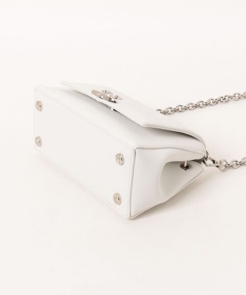 Vivienne Westwood（ヴィヴィアンウエストウッド）の「HAZEL SMALL HANDBAG（ショルダーバッグ・レディース・ホワイト・FREE）」の3枚目の写真