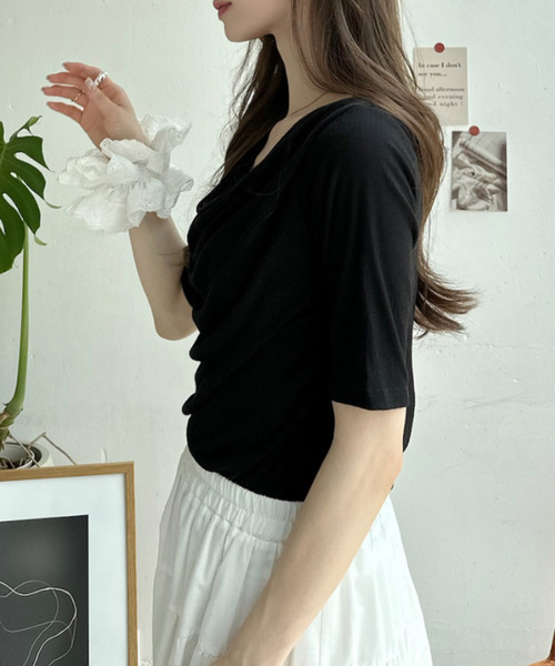 Ada.(エイダ)の「ドレープ ネック レース レイヤード カットソー(Tシャツ/カットソー・レディース・オフホワイト/ピンク/ブラック/グレー・FREE)」の5枚目の写真