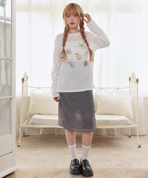 LiLIN(リリン)の「クルーネック バックコンシャス 長袖 プリント Tシャツ(Tシャツ/カットソー・レディース・ダークグレー/ホワイト・FREE)」の8枚目の写真