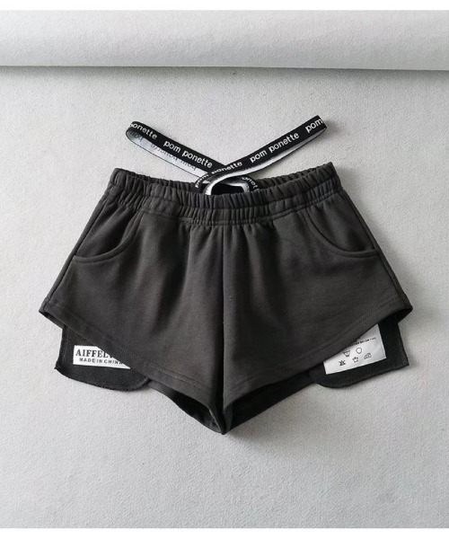 Ritzy（リッツィー）の「クロスしたウエスト  Y2K 風ルーズスウェットショーツ（その他パンツ・レディース・ライトグレー/ブラック/ダークグレー・M/S/L）」の6枚目の写真