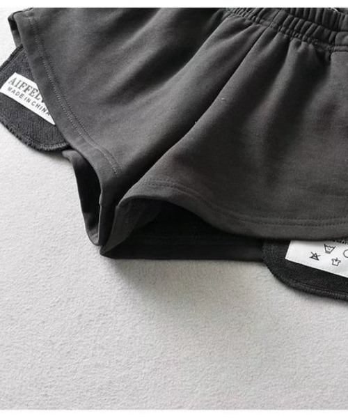 Ritzy（リッツィー）の「クロスしたウエスト  Y2K 風ルーズスウェットショーツ（その他パンツ・レディース・ライトグレー/ブラック/ダークグレー・M/S/L）」の16枚目の写真