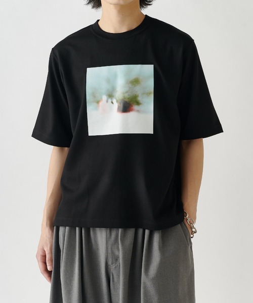 Lui's(ルイス)の「out of focus Tシャツ / Sunset(Tシャツ/カットソー・メンズ・ブラック/チャコールグレー/ホワイト・S/M)」の2枚目の写真