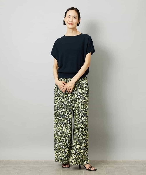 MICHEL KLEIN（ミッシェル・クラン）の「[オリジナルプリント/リラックスボトム]シャドウフラワー プリントパンツ（その他パンツ・レディース・ネイビー・40/38）」の12枚目の写真