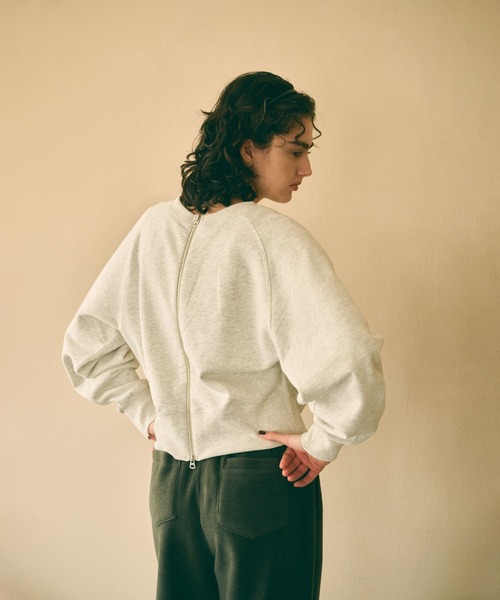 kha:ki(カーキ)の「「KHA:KI / カーキ」2WAY SWEAT SHIRT(Tシャツ/カットソー・レディース・ピンク/ブラウン/アッシュグレー/ブラック・FREE)」の11枚目の写真