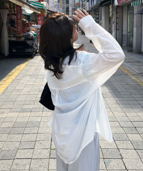 MASMARULEZ APPAREL(マスマルールズ アパレル)の「Loose Fit Stripe See-Through Shirt_White(シャツ/ブラウス・レディース・ホワイト・FREE)」の2枚目の写真