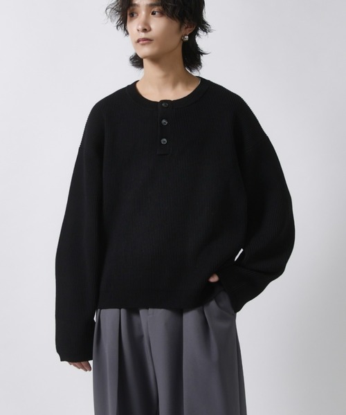 Lui's(ルイス)の「片畦編み ヘンリーネックニット(ニット/セーター・メンズ・グレー/ブラック・M/S)」の4枚目の写真