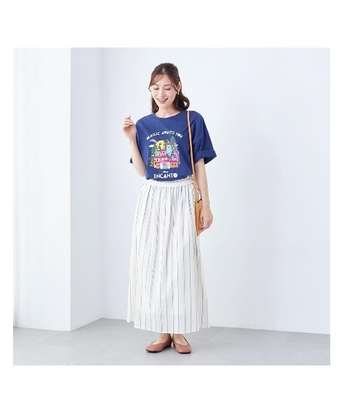 Disney（ディズニー）の「ユニセックススーベニアTシャツ （選べるキャラクター）（Tシャツ/カットソー・レディース・ブラック/ホワイト系その他2/ホワイト系その他/ブルー/ホワイト/ホワイト系その他4/スミクロ/ホワイト系その他3/ブラック系その他・S～Ｍ/L～LL）」の17枚目の写真