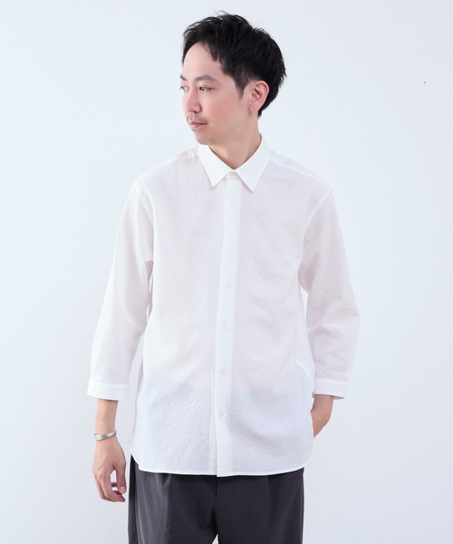 MEN'S MELROSE(メンズメルローズ)の「リップルサッカー レギュラーカラー8分袖シャツ(シャツ/ブラウス・メンズ・ホワイト/ライトグレー/ネイビー・3/4)」の1枚目の写真