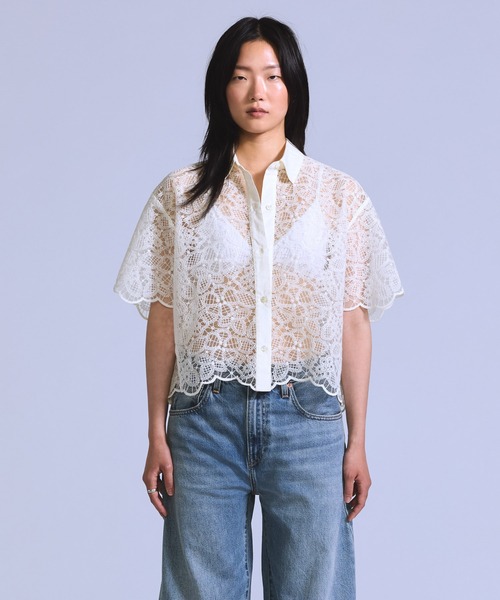 Levi's（リーバイス）の「Levi's/リーバイス BLUETAB(TM) クロップド レースシャツ（シャツ/ブラウス・レディース・ホワイト・M/S/XS）」の2枚目の写真