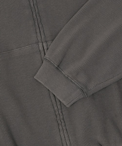 HUF（ハフ）の「CROP THERMAL FULL ZIP HOODIE（パーカー・メンズ・オリーブ/チャコールグレー/レッド・S/M/L/XL）」の21枚目の写真