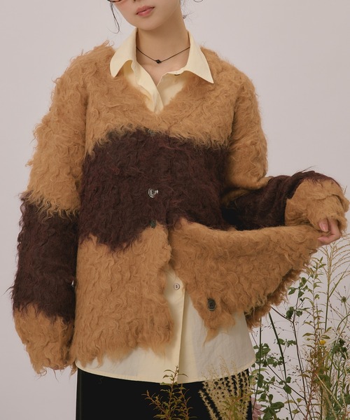 loin nuit(ロワンニュイ)の「nuance color shaggy cardigan / ニュアンスカラーシャギーカーディガン(カーディガン/ボレロ・レディース・アイボリー/ピンク/キャメル・FREE)」の2枚目の写真