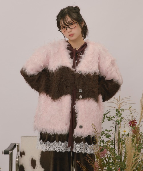 loin nuit(ロワンニュイ)の「nuance color shaggy cardigan / ニュアンスカラーシャギーカーディガン(カーディガン/ボレロ・レディース・アイボリー/ピンク/キャメル・FREE)」の3枚目の写真