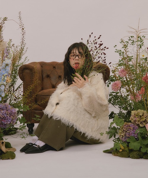 loin nuit(ロワンニュイ)の「nuance color shaggy cardigan / ニュアンスカラーシャギーカーディガン(カーディガン/ボレロ・レディース・アイボリー/ピンク/キャメル・FREE)」の18枚目の写真