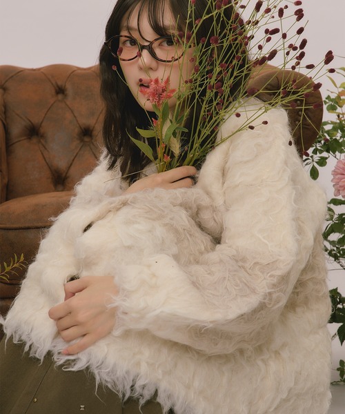 loin nuit(ロワンニュイ)の「nuance color shaggy cardigan / ニュアンスカラーシャギーカーディガン(カーディガン/ボレロ・レディース・アイボリー/ピンク/キャメル・FREE)」の17枚目の写真