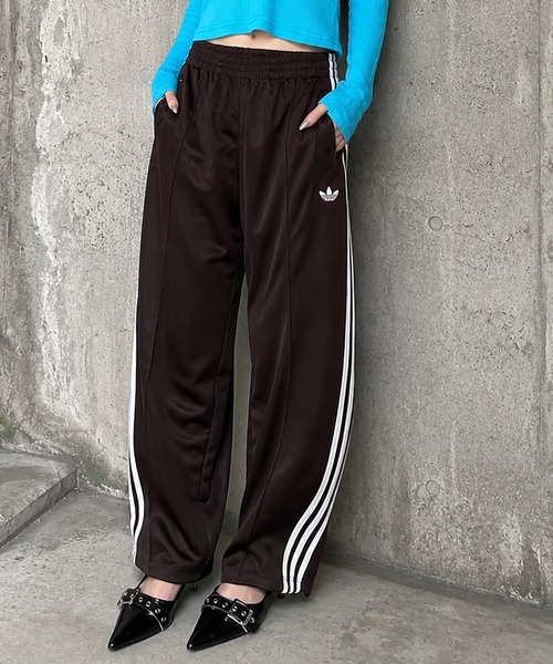 adidas(アディダス)の「【adidas/アディダス】バルーントラックパンツ(その他パンツ・レディース・ブラウン/マルーン/ブラック・M)」の3枚目の写真
