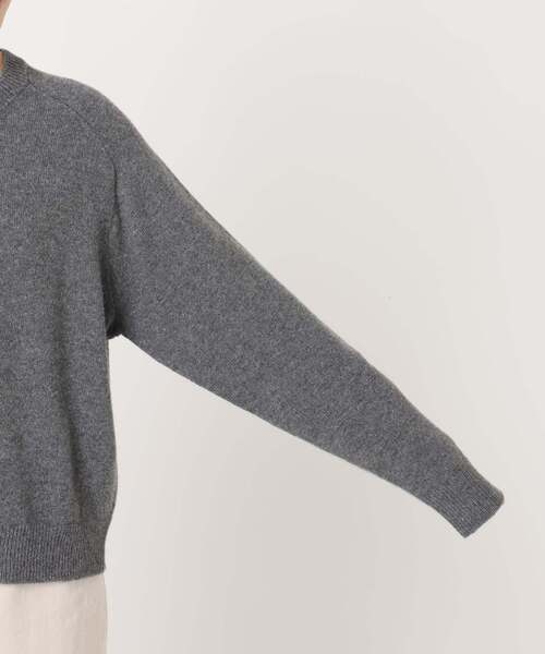 OUTDOOR PRODUCTS（アウトドアプロダクツ）の「WOOL SIGNATURE クルーネックニット（ニット/セーター・レディース・ネイビー/レッド/ベージュ/チャコールグレー/ブラウン・FREE）」の8枚目の写真