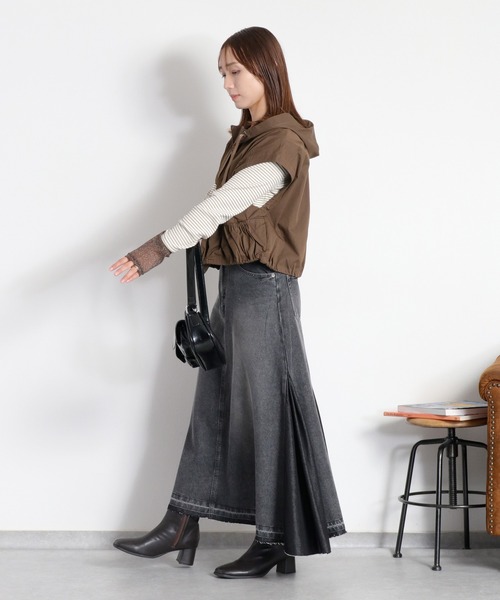 cepo(セポ)の「袖ラメ切り替えロングスリーブTee(Tシャツ/カットソー・レディース・オフホワイト/ホワイト系その他/ブラック・M)」の16枚目の写真