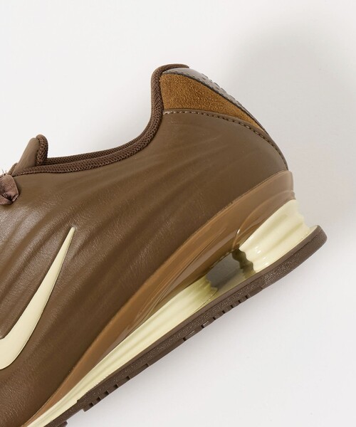 NIKE(ナイキ)の「<NIKE>ウィメンズ ショックス Z スニーカー/ブラウン(スニーカー・レディース・ブラウン系・23.5cm/24cm/25cm/24.5cm/25.5cm)」の12枚目の写真