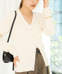 《アンサンブル対応/手洗い可能》リブVネックカーディガン配色ボタン