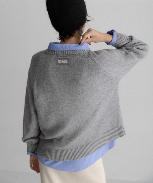 URBAN RESEARCH Sonny Label(アーバンリサーチサニーレーベル)の「バナナスリーブニットプルオーバー(ニット/セーター・レディース・グレー/ネイビー/バーガンディー・FREE)」の8枚目の写真
