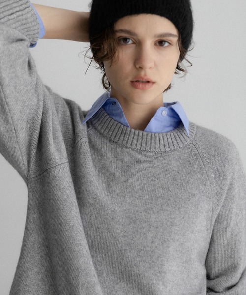URBAN RESEARCH Sonny Label(アーバンリサーチサニーレーベル)の「バナナスリーブニットプルオーバー(ニット/セーター・レディース・グレー/ネイビー/バーガンディー・FREE)」の6枚目の写真