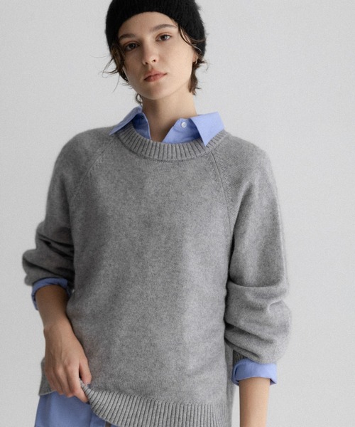 URBAN RESEARCH Sonny Label(アーバンリサーチサニーレーベル)の「バナナスリーブニットプルオーバー(ニット/セーター・レディース・グレー/ネイビー/バーガンディー・FREE)」の4枚目の写真