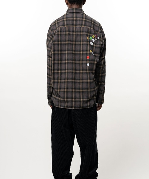 Maison MIHARA YASUHIRO(メゾンミハラヤスヒロ)の「【MIHARAYASUHIRO/ミハラヤスヒロ】PRICE STICKER CHECK SH(シャツ/ブラウス・メンズ・ブラック/ブラウン・46/44)」の8枚目の写真