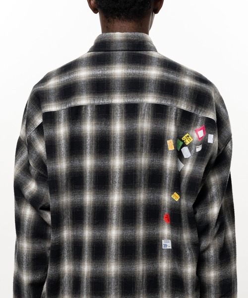Maison MIHARA YASUHIRO(メゾンミハラヤスヒロ)の「【MIHARAYASUHIRO/ミハラヤスヒロ】PRICE STICKER CHECK SH(シャツ/ブラウス・メンズ・ブラック/ブラウン・46/44)」の6枚目の写真