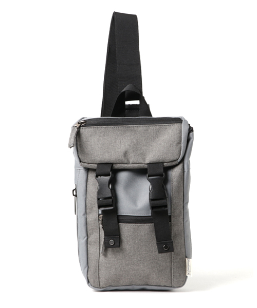 WEGO(ウィゴー)の「WEGO/フラップボディバッグ(ボディバッグ/ウエストポーチ・メンズ・グレー/ブラック/ネイビー・FREE)」の2枚目の写真