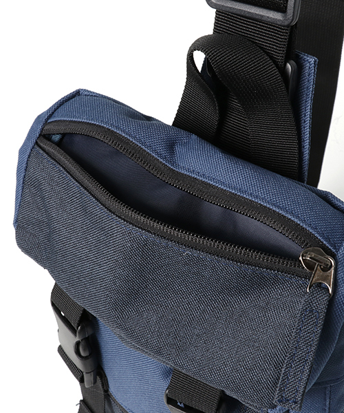 WEGO(ウィゴー)の「WEGO/フラップボディバッグ(ボディバッグ/ウエストポーチ・メンズ・グレー/ブラック/ネイビー・FREE)」の4枚目の写真