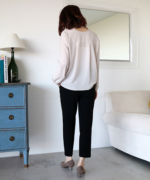 N.（N. Natural Beauty Basic）（エヌエヌナチュラルビューティーベーシック）の「テープフリルブラウス（シャツ/ブラウス・レディース・グレー/ホワイト/ブラック・MEDIUM）」の17枚目の写真