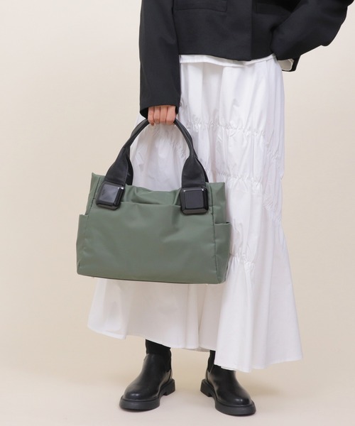 BASE（ベース）の「【軽量】 7つのポケット付！ ナイロントートバッグ ユニセックス（トートバッグ・レディース・ブラック/ネイビー/ベージュ/グリーン/ボルドー/グレー・FREE）」の15枚目の写真