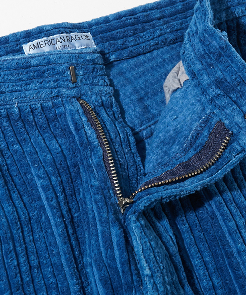 AMERICAN RAG CIE(アメリカンラグシー)の「太畝コーデュロイ ワイドパンツ(その他パンツ・メンズ・ブラック/インディゴブルー・1/2)」の5枚目の写真