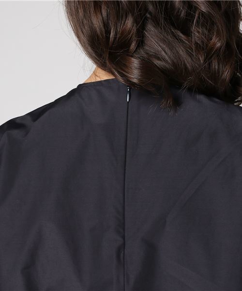 muller of yoshiokubo(ミュラーオブヨシオクボ)の「【muller of yoshiokubo】Gather sleeve top MLF17208(シャツ/ブラウス・レディース・ネイビー/ベージュ・38)」の8枚目の写真