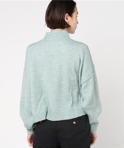 earth music&ecology（アースミュージックアンドエコロジー）の「・ショートボリュームニットプルオーバー（ニット/セーター・レディース・チャコールグレー/ベージュ/ネイビー/アイボリー/ミント/ピンクベージュ・FREE）」の9枚目の写真