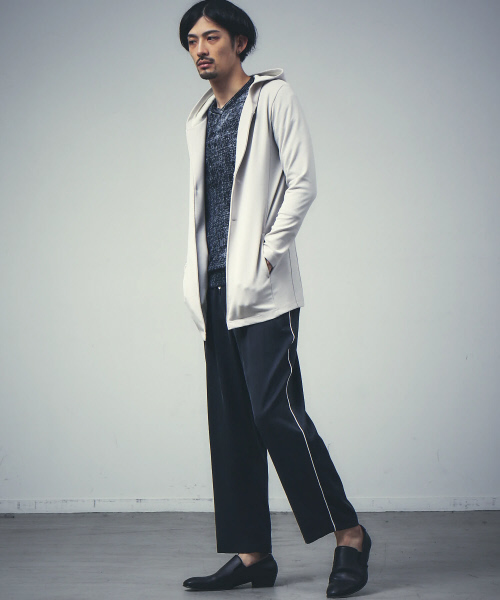 5351 POUR LES HOMMES(ゴーサンゴーイチプールオム)の「フィブリルキュプラトラックバギーパンツ(その他パンツ・メンズ・ベージュ/ブラック/グレー・44/46/48)」の8枚目の写真
