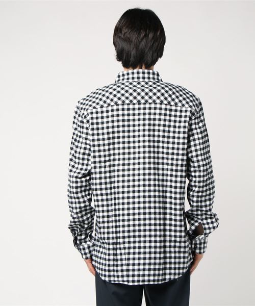 Calvin Klein Jeans（カルヴァンクラインジーンズ）の「ギンガム チェック レギュラー シャツ（シャツ/ブラウス・メンズ・ホワイト/オレンジ/グリーン・S/M/L/XL）」の4枚目の写真