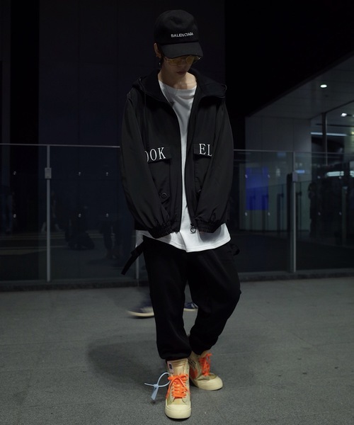 rovtski(ロフトスキー)の「【ビッグシルエット】SPIRITUAL ポケットモック ZIPパーカー/SPIRITUAL PKT MOOK ZIP PARKA(その他アウター・レディース・ブラック・FREE)」の2枚目の写真