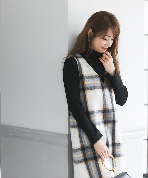 &. NOSTALGIA（アンドドットノスタルジア）の「チェック柄ジャンパースカート（ジャンパースカート・レディース・アイボリー・FREE）」の4枚目の写真