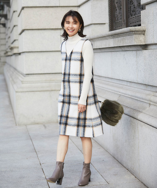 &. NOSTALGIA（アンドドットノスタルジア）の「チェック柄ジャンパースカート（ジャンパースカート・レディース・アイボリー・FREE）」の5枚目の写真