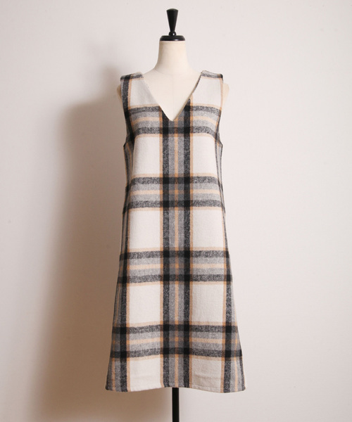 &. NOSTALGIA（アンドドットノスタルジア）の「チェック柄ジャンパースカート（ジャンパースカート・レディース・アイボリー・FREE）」の12枚目の写真