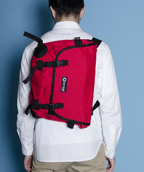 Anoutcommune（アナウトコミューン）の「BAICYCLON by Bagjack : Messenger bag-M（ショルダーバッグ・メンズ・ブラック/グレー/ライム/ネイビー/レッド・FREE）」の18枚目の写真