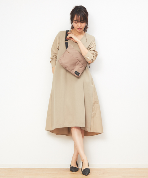 PICHE ABAHOUSE(ピシェ アバハウス)の「チュールメッシュフラットシューズ(パンプス・レディース・ブラック/キャメル/オフホワイト・37/38/36/39/40/35/34)」の9枚目の写真