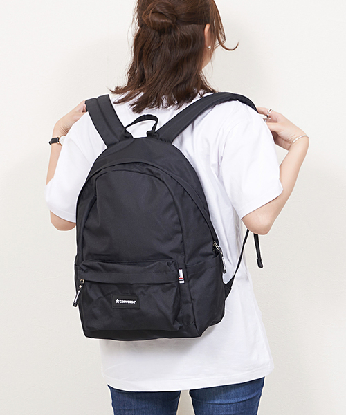 CONVERSE（コンバース）の「CONVERSE STANDARD DAY PACK（バックパック/リュック・メンズ・オレンジ/ブルー/ピンク/ブラック/ホワイト/ネイビー・FREE）」の3枚目の写真